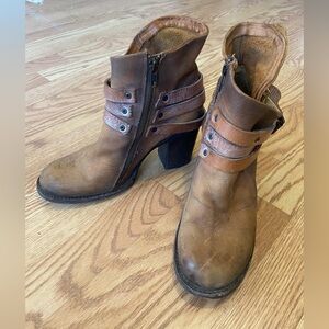 Freebird By Steven Blaze Brown Leather Ankle Boots Straps & Buckle Sz 10